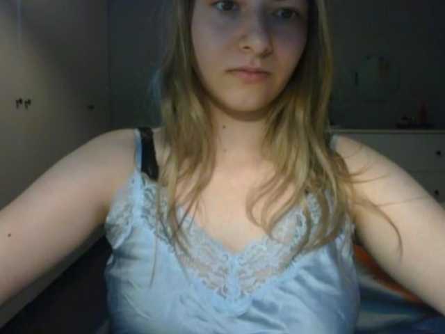 RosieJune live cam on BongaCams