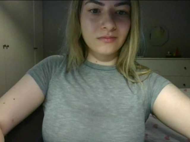 RosieJune live cam on BongaCams