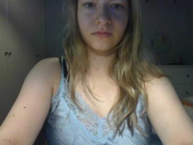 RosieJune live cam on BongaCams