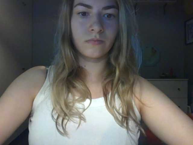 RosieJune live cam on BongaCams