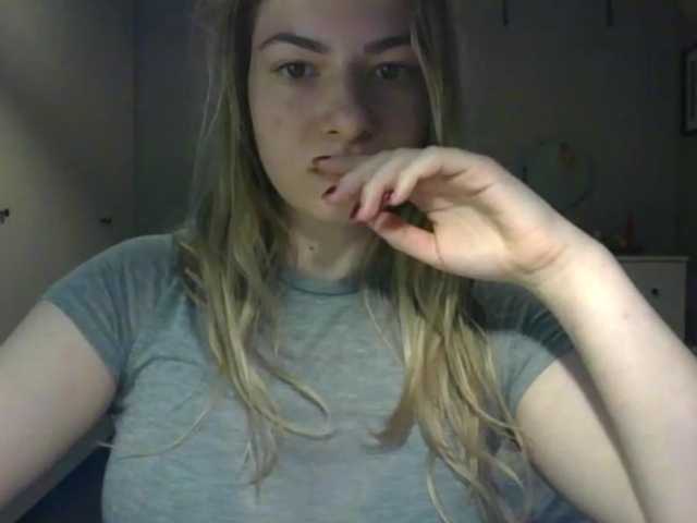RosieJune live cam on BongaCams