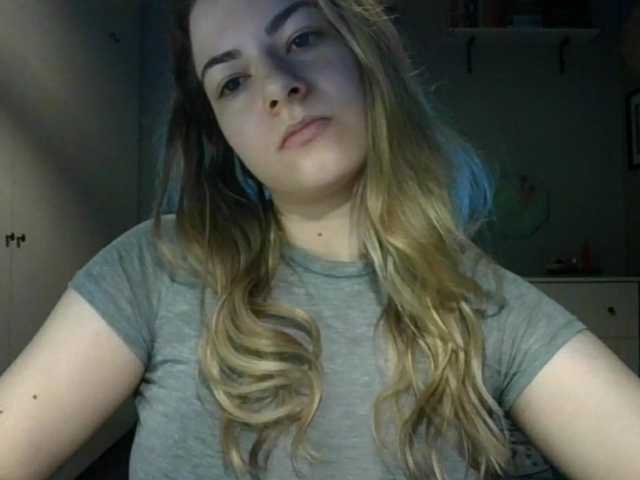 RosieJune live cam on BongaCams