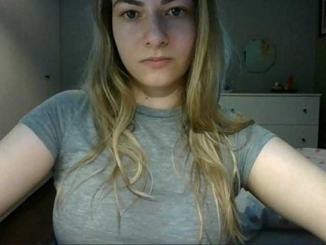 RosieJune live cam on BongaCams