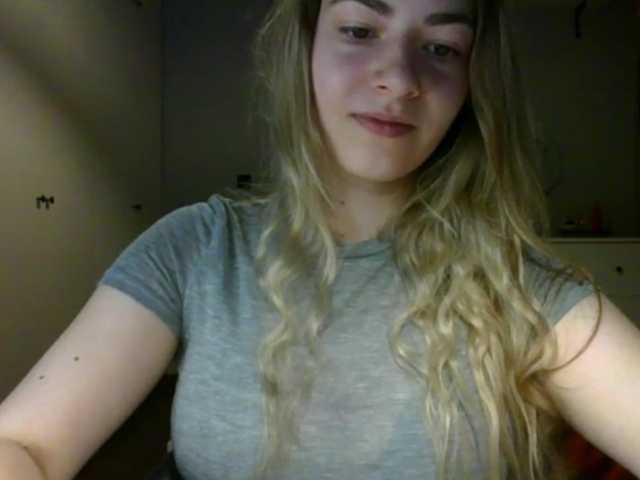 RosieJune live cam on BongaCams