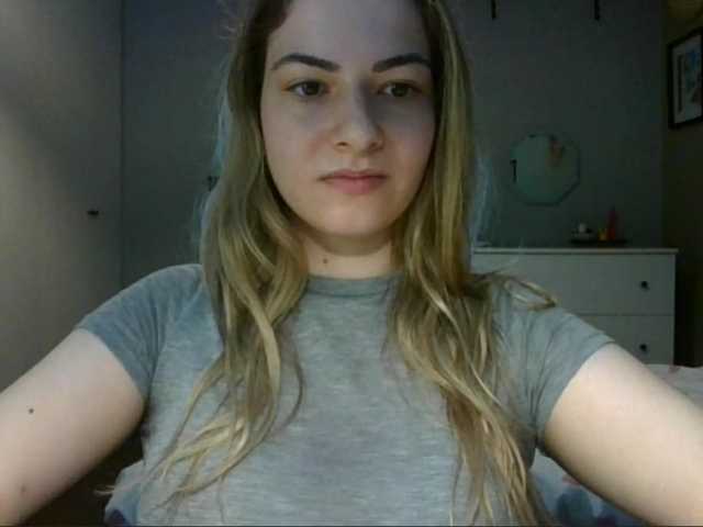 RosieJune live cam on BongaCams