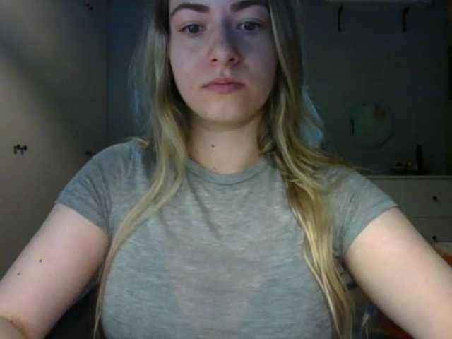 RosieJune live cam on BongaCams