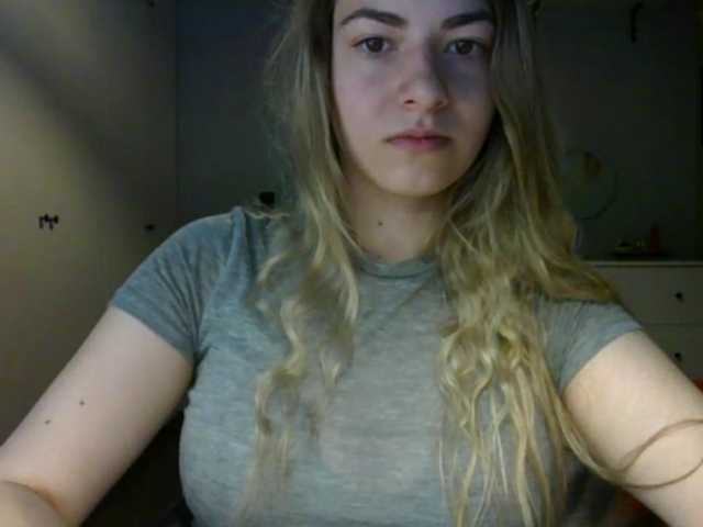 RosieJune live cam on BongaCams