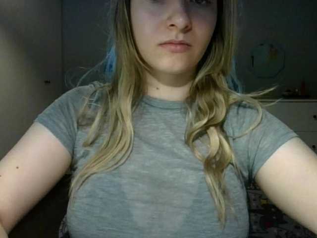 RosieJune live cam on BongaCams