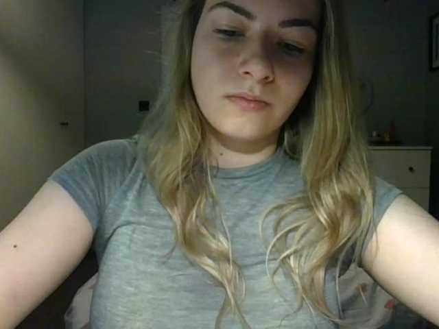 RosieJune live cam on BongaCams