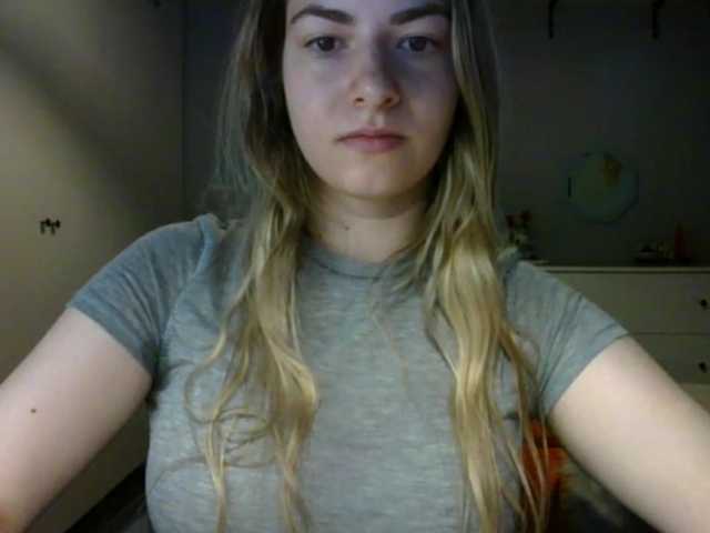RosieJune live cam on BongaCams