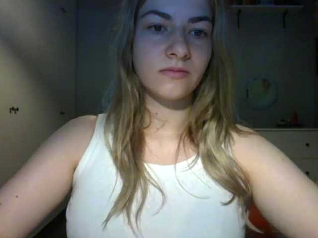 RosieJune live cam on BongaCams