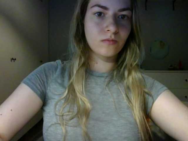 RosieJune live cam on BongaCams
