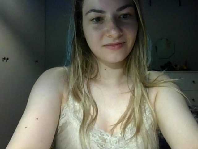 RosieJune live cam on BongaCams