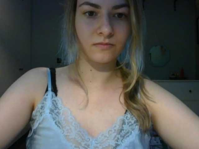 RosieJune live cam on BongaCams