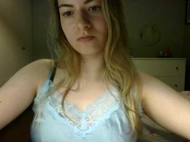 RosieJune live cam on BongaCams