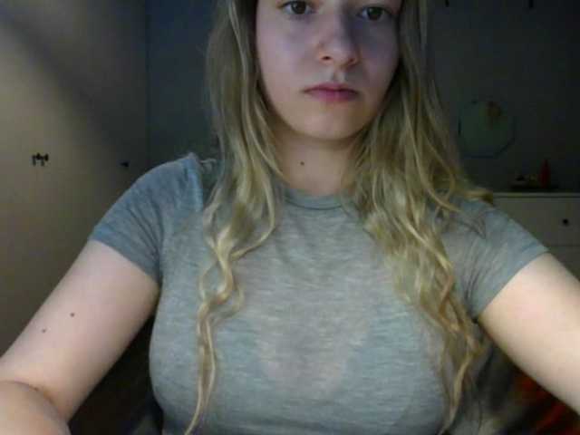 RosieJune live cam on BongaCams