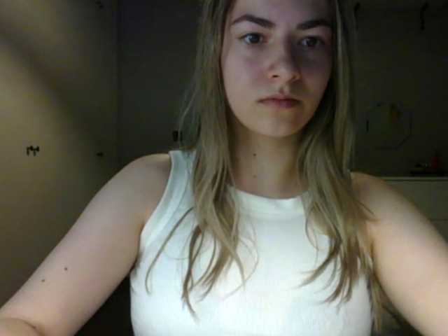 RosieJune live cam on BongaCams