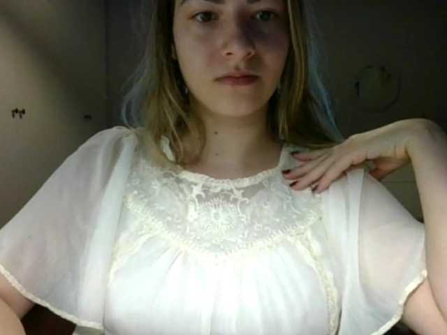 RosieJune live cam on BongaCams