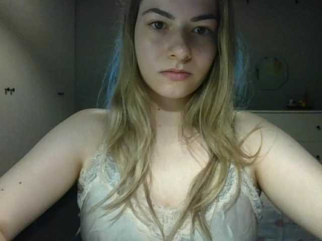RosieJune live cam on BongaCams