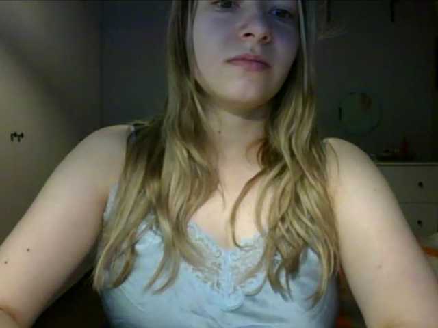 RosieJune live cam on BongaCams