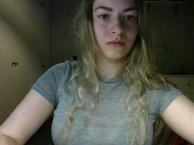 RosieJune live cam on BongaCams