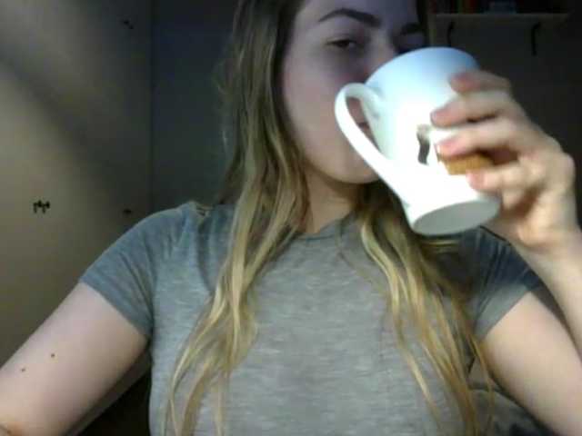 RosieJune live cam on BongaCams