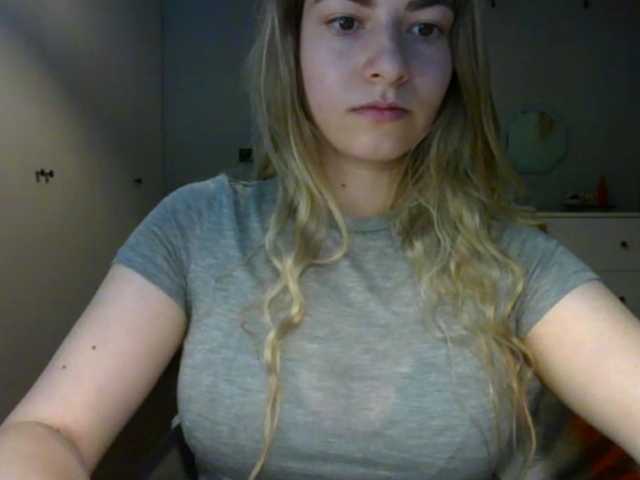 RosieJune live cam on BongaCams