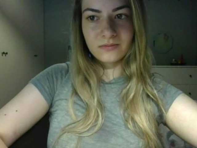 RosieJune live cam on BongaCams