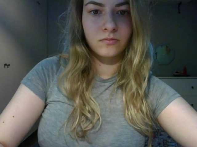 RosieJune live cam on BongaCams