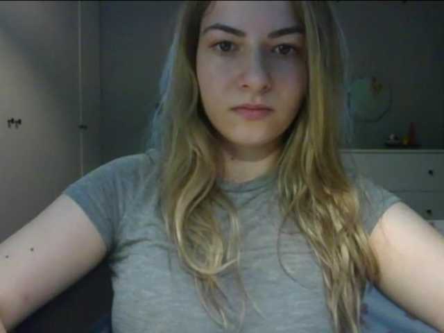 RosieJune live cam on BongaCams
