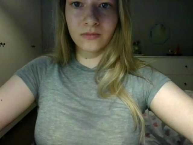RosieJune live cam on BongaCams
