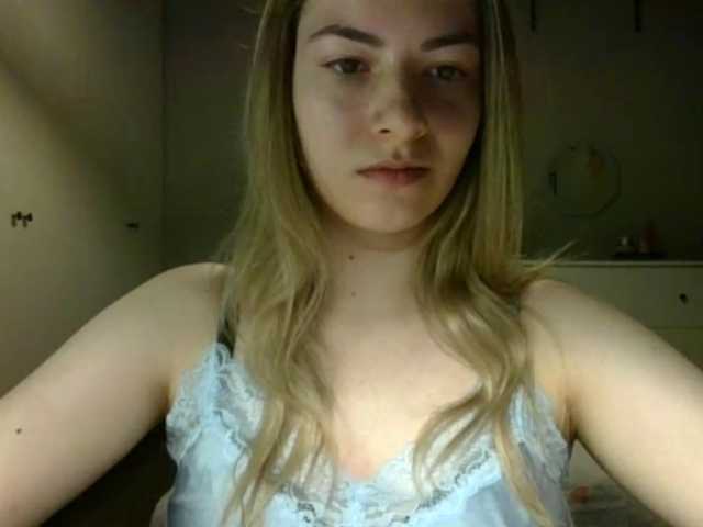 RosieJune live cam on BongaCams