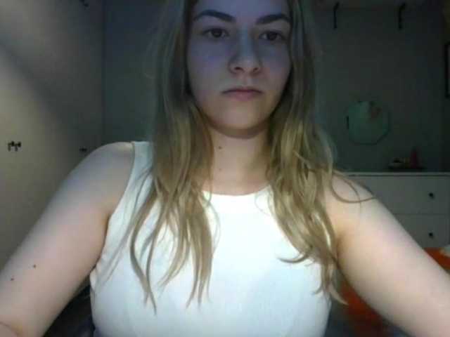 RosieJune live cam on BongaCams