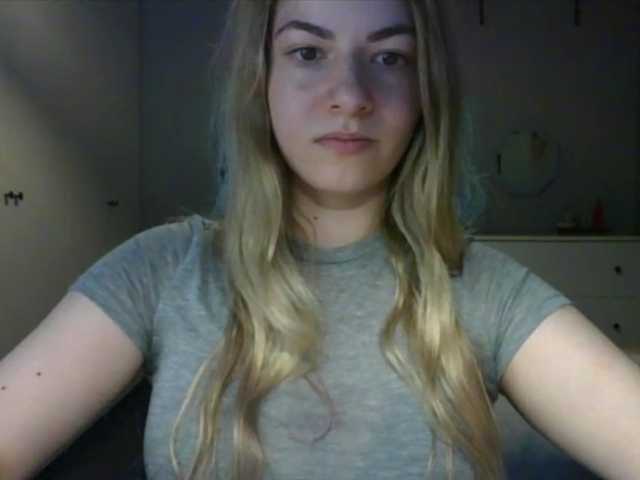RosieJune live cam on BongaCams