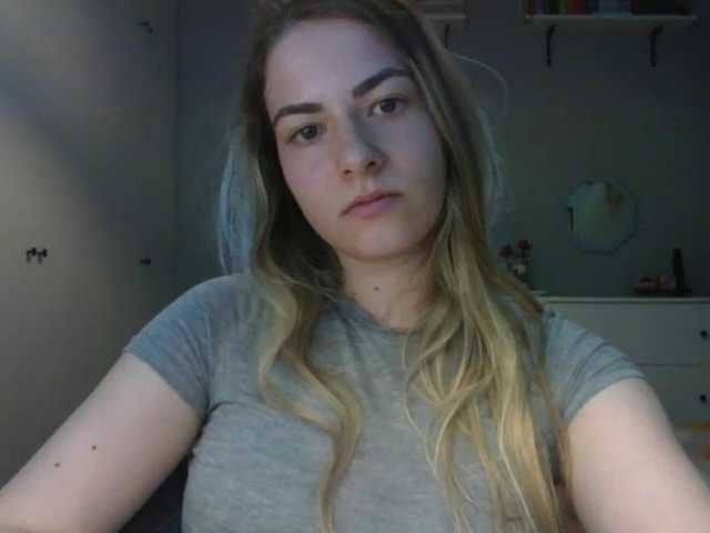 RosieJune live cam on BongaCams