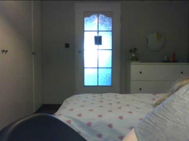 RosieJune live cam on BongaCams