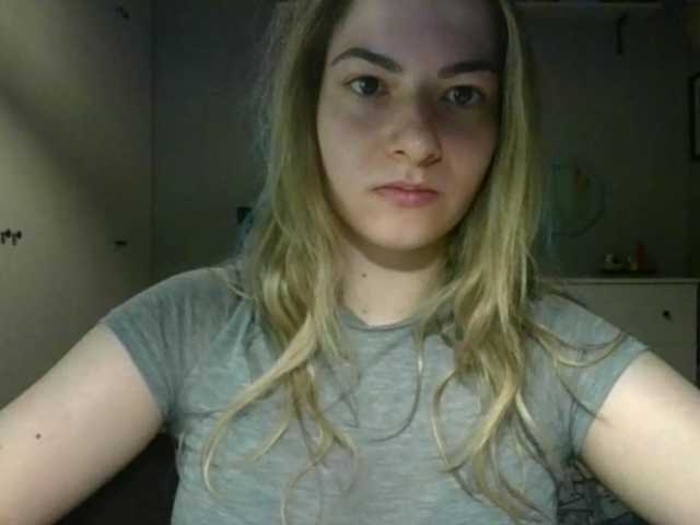 RosieJune live cam on BongaCams