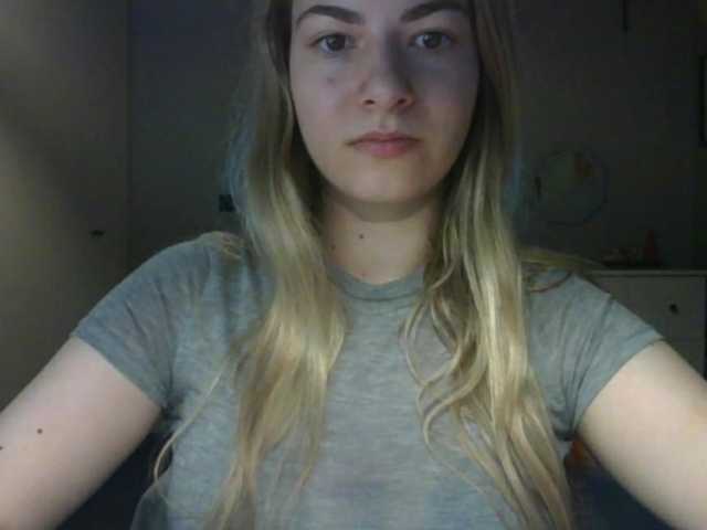 RosieJune live cam on BongaCams