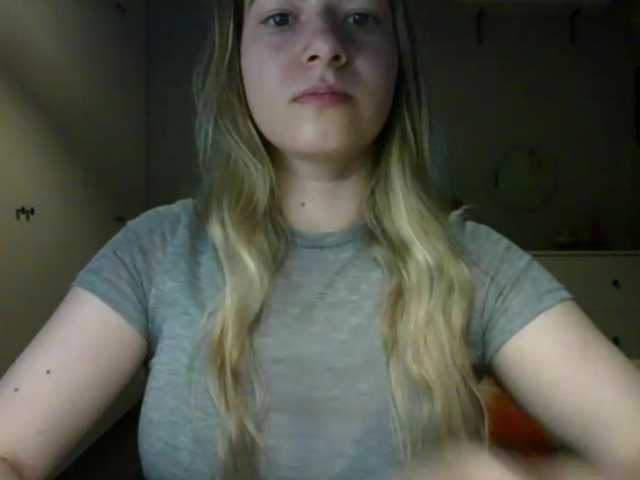 RosieJune live cam on BongaCams