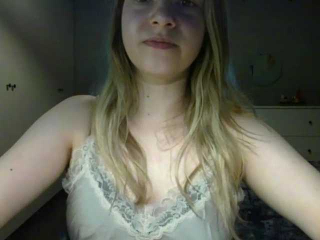 RosieJune live cam on BongaCams