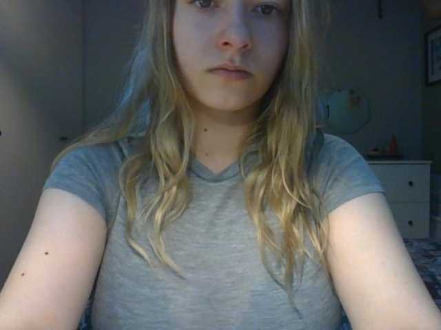 RosieJune live cam on BongaCams