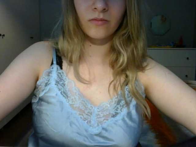 RosieJune live cam on BongaCams