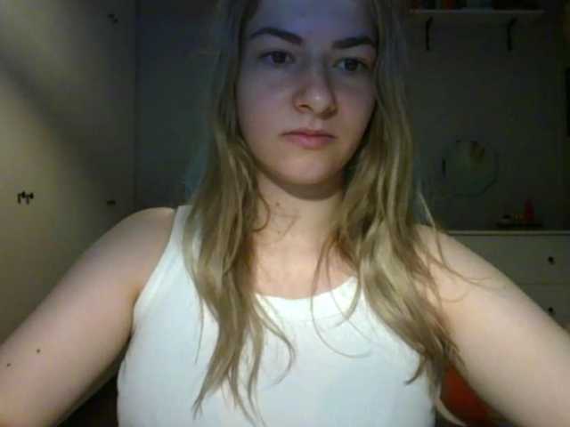 RosieJune live webcam show