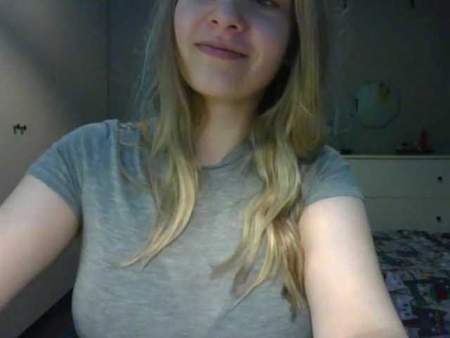 RosieJune live cam on BongaCams