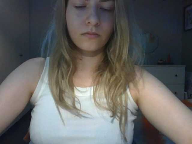 RosieJune live cam on BongaCams
