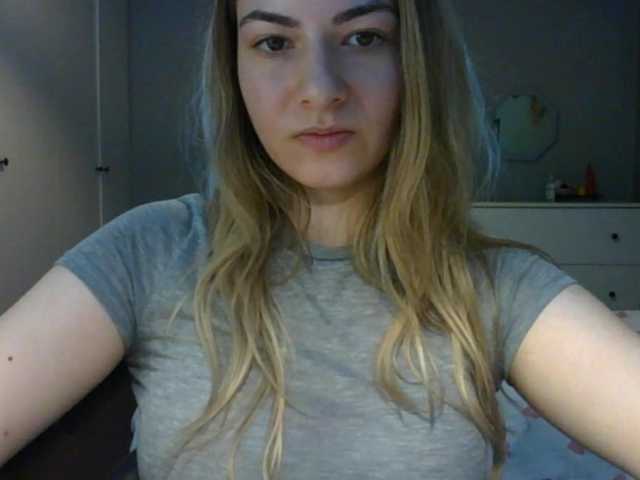 RosieJune live cam on BongaCams