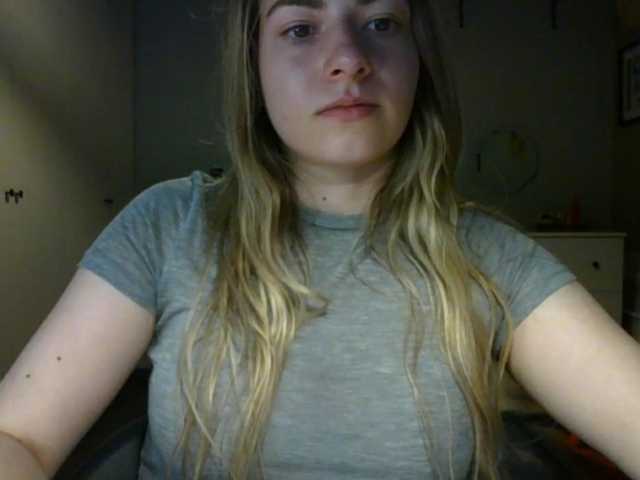 RosieJune live cam on BongaCams