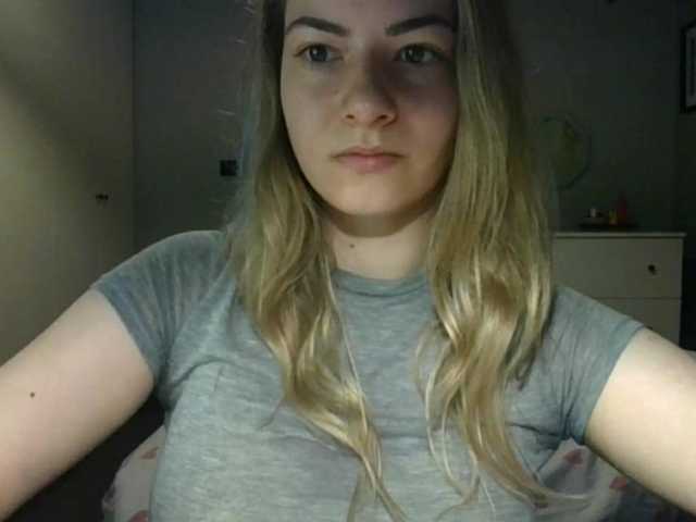 RosieJune live cam on BongaCams