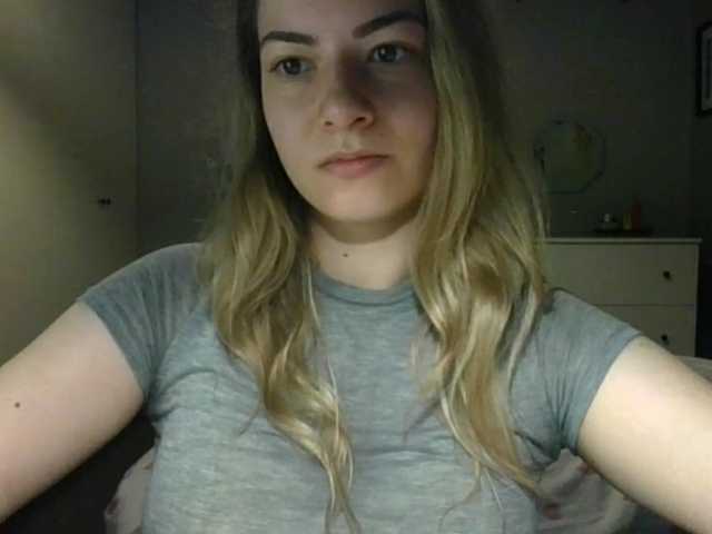 RosieJune live cam on BongaCams