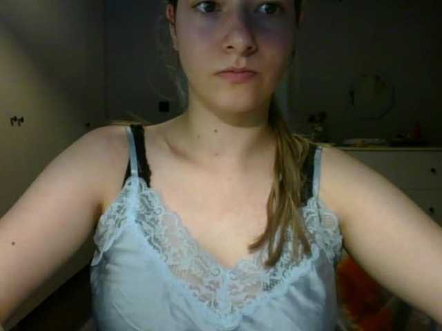 RosieJune live cam on BongaCams